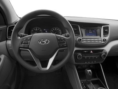 2016 Hyundai TUCSON FWD 4Dr SE