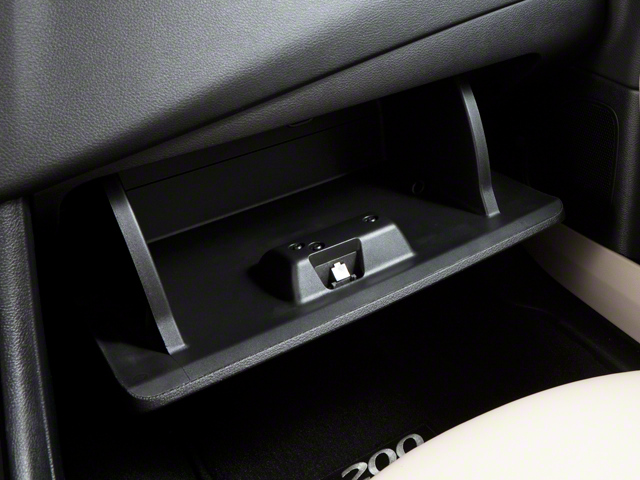 2011 Chrysler 200 4dr Sdn Limited