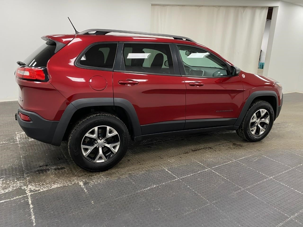 2015 Jeep Cherokee 4WD 4dr Trailhawk