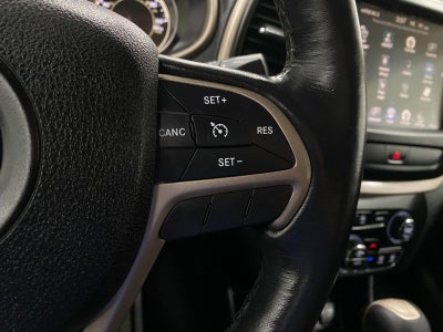 2016 Jeep Cherokee 4WD 4dr Altitude