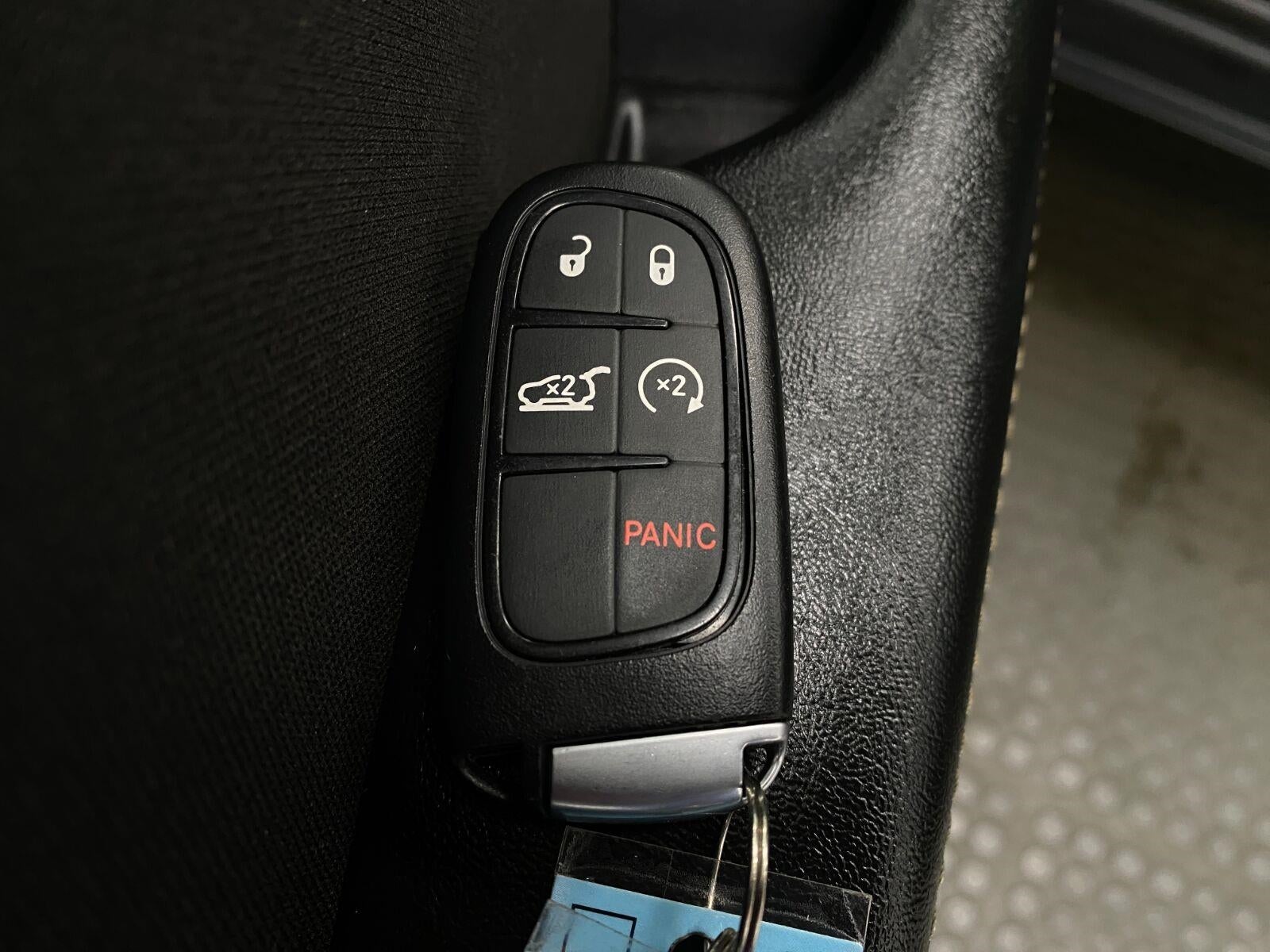2016 Jeep Cherokee 4WD 4dr Altitude