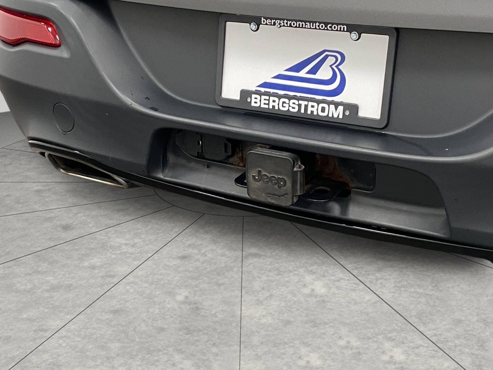 2016 Jeep Cherokee 4WD 4dr Altitude