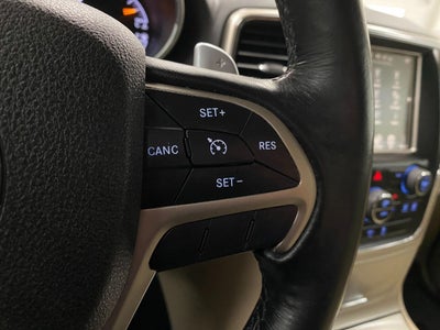 2015 Jeep Grand Cherokee 4WD 4dr Laredo