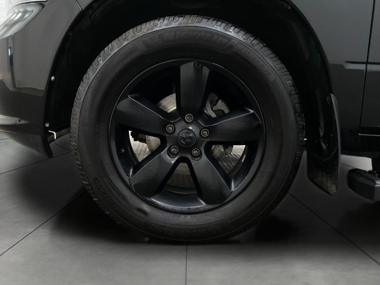 2017 RAM 1500 Express 4x4 Quad Cab 6'4 Box