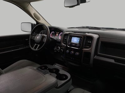 2017 RAM 1500 Express 4x4 Quad Cab 6'4 Box