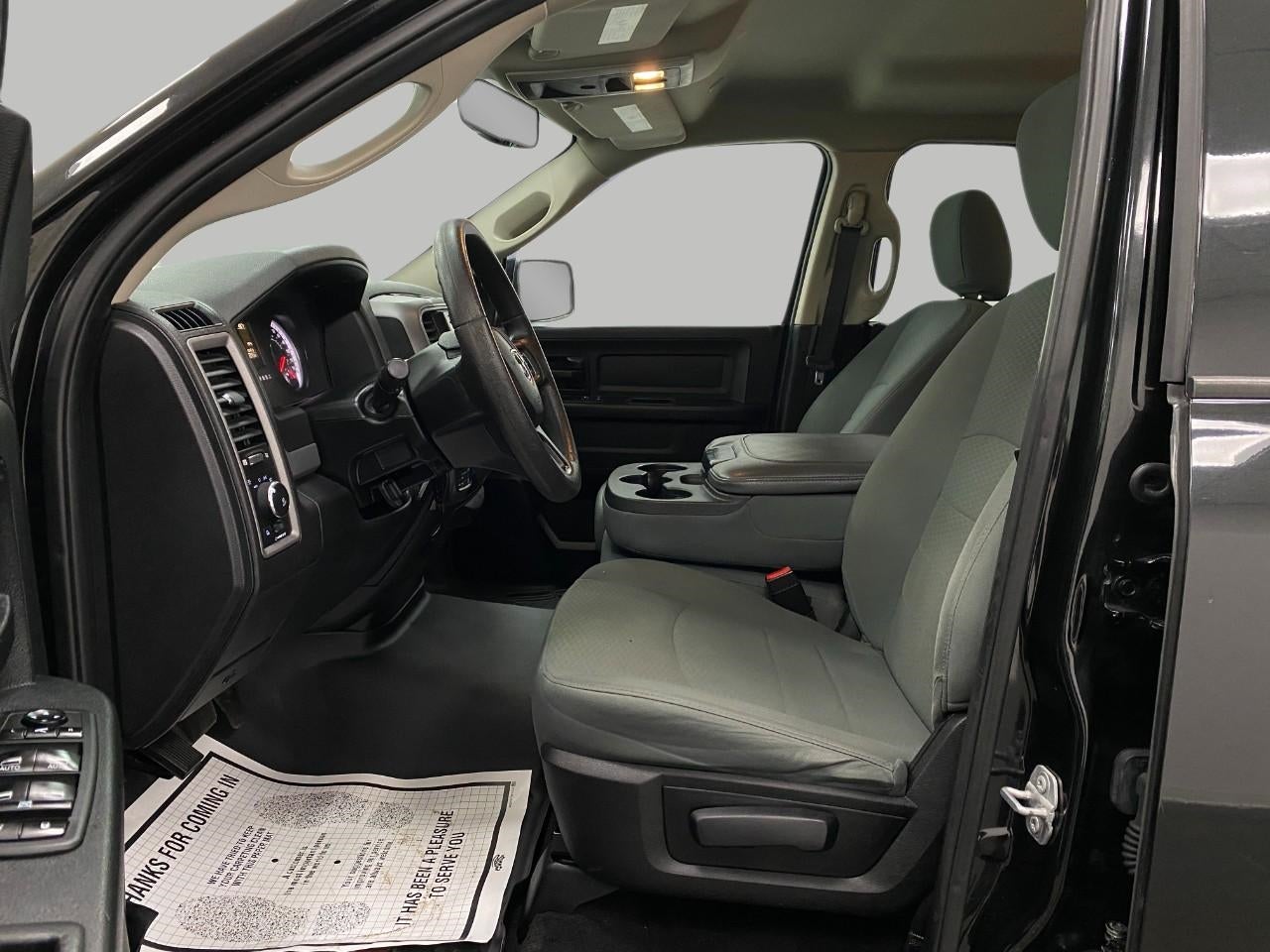 2017 RAM 1500 Express 4x4 Quad Cab 6'4 Box