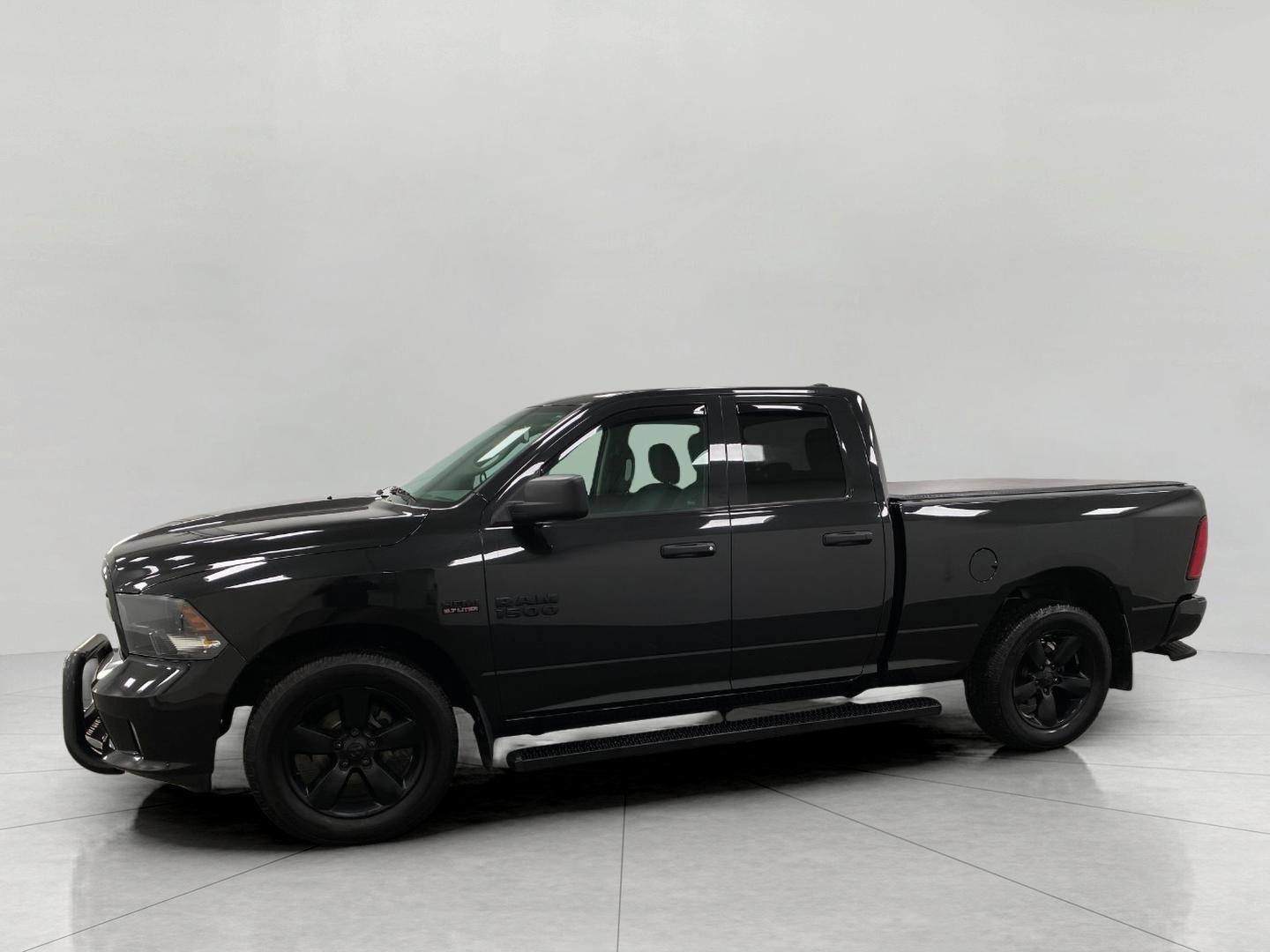 2017 RAM 1500 Express 4x4 Quad Cab 6'4 Box