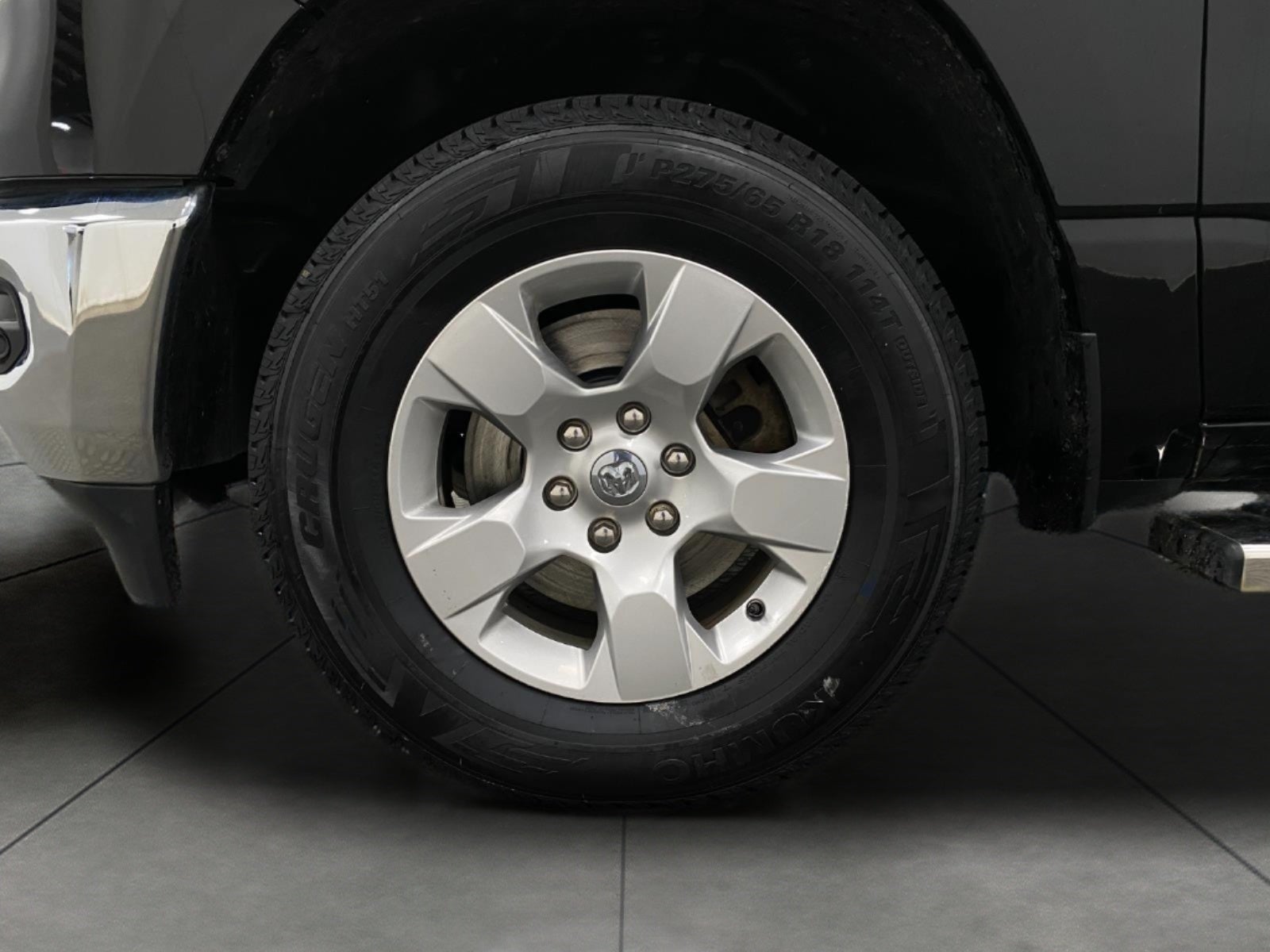 2021 RAM 1500 Big Horn 4x4 Quad Cab 6'4 Box