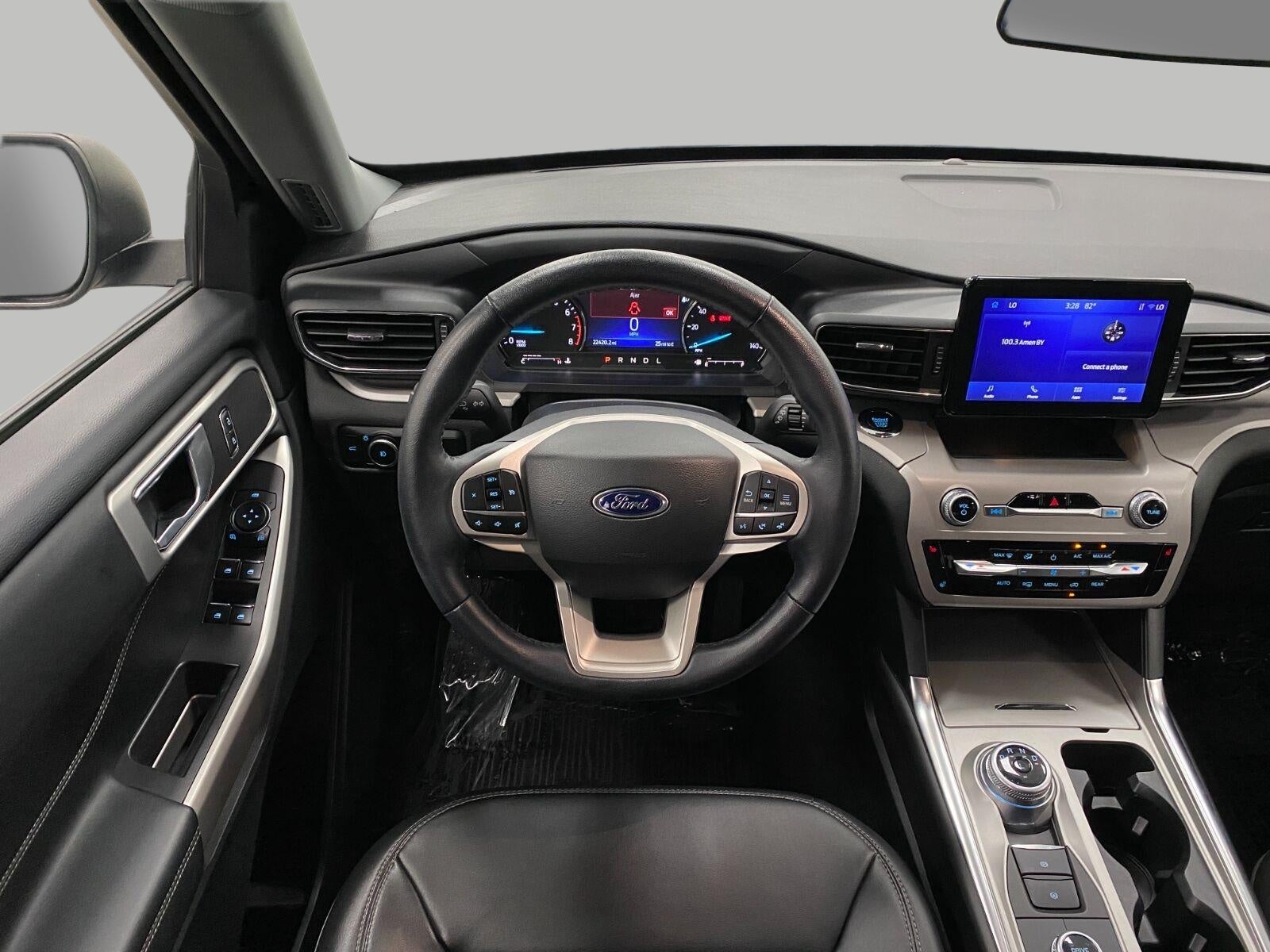 2023 Ford Explorer XLT 4WD