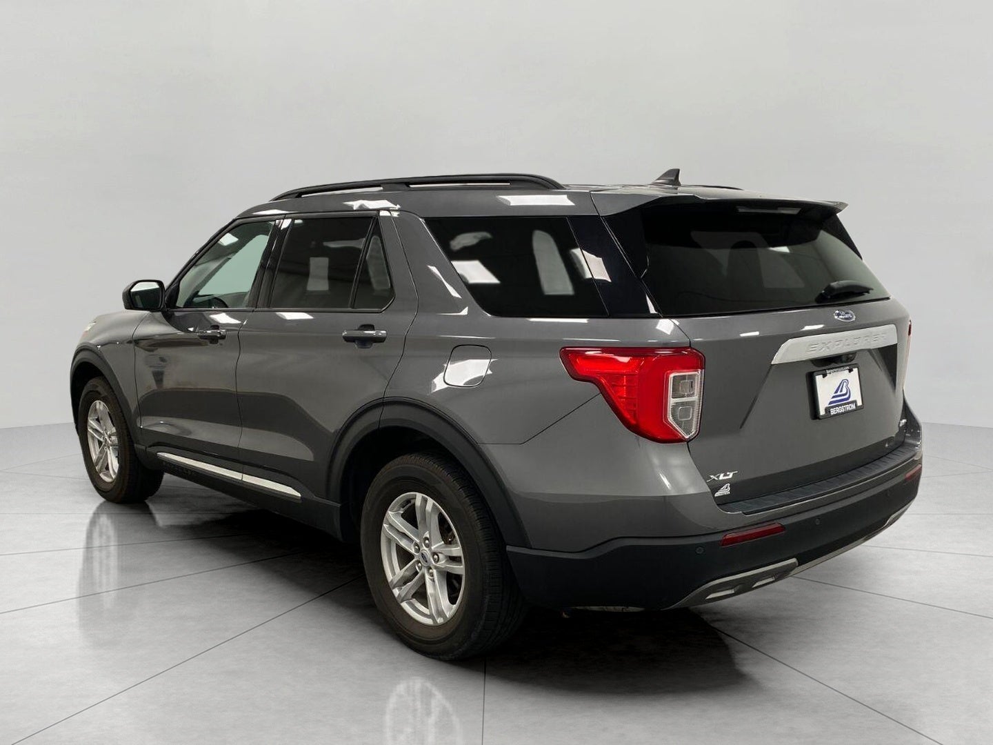 2023 Ford Explorer XLT 4WD