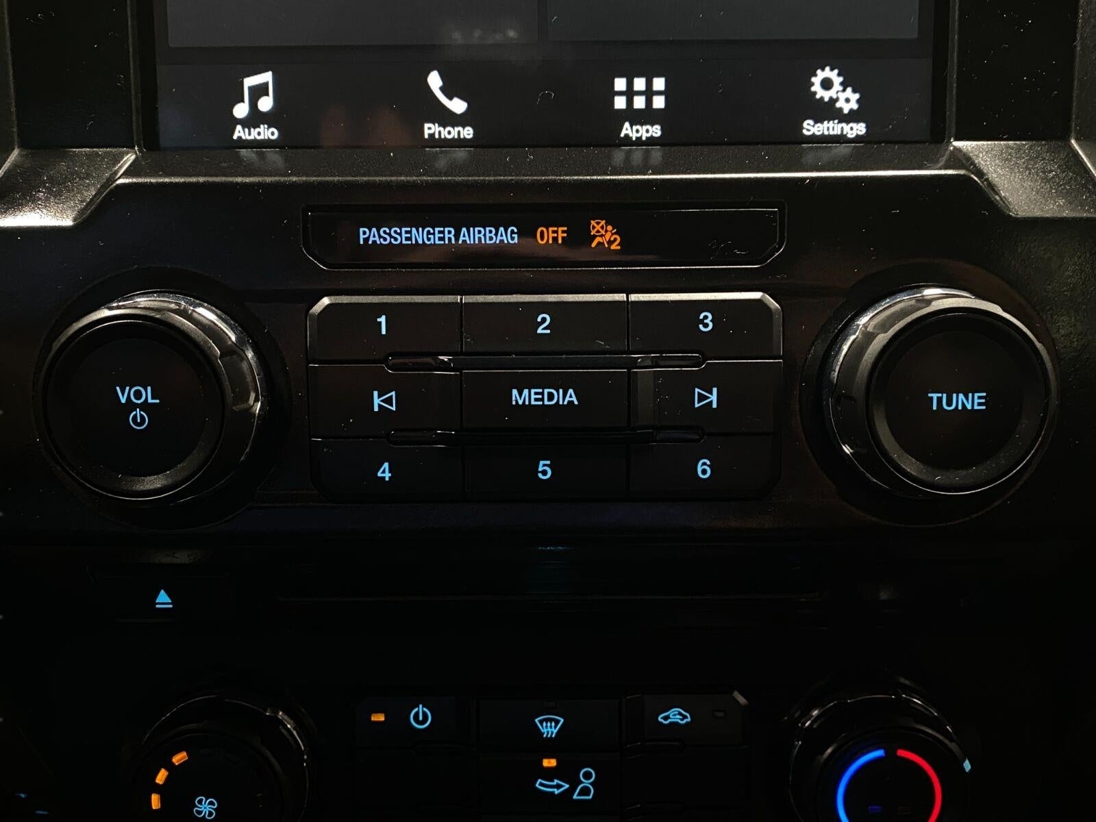 2017 Ford F-150 XL 4WD SuperCrew 5.5' Box