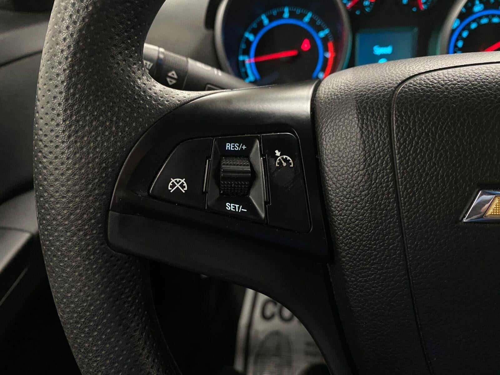 2012 Chevrolet Cruze 4dr Sdn LT w/1FL