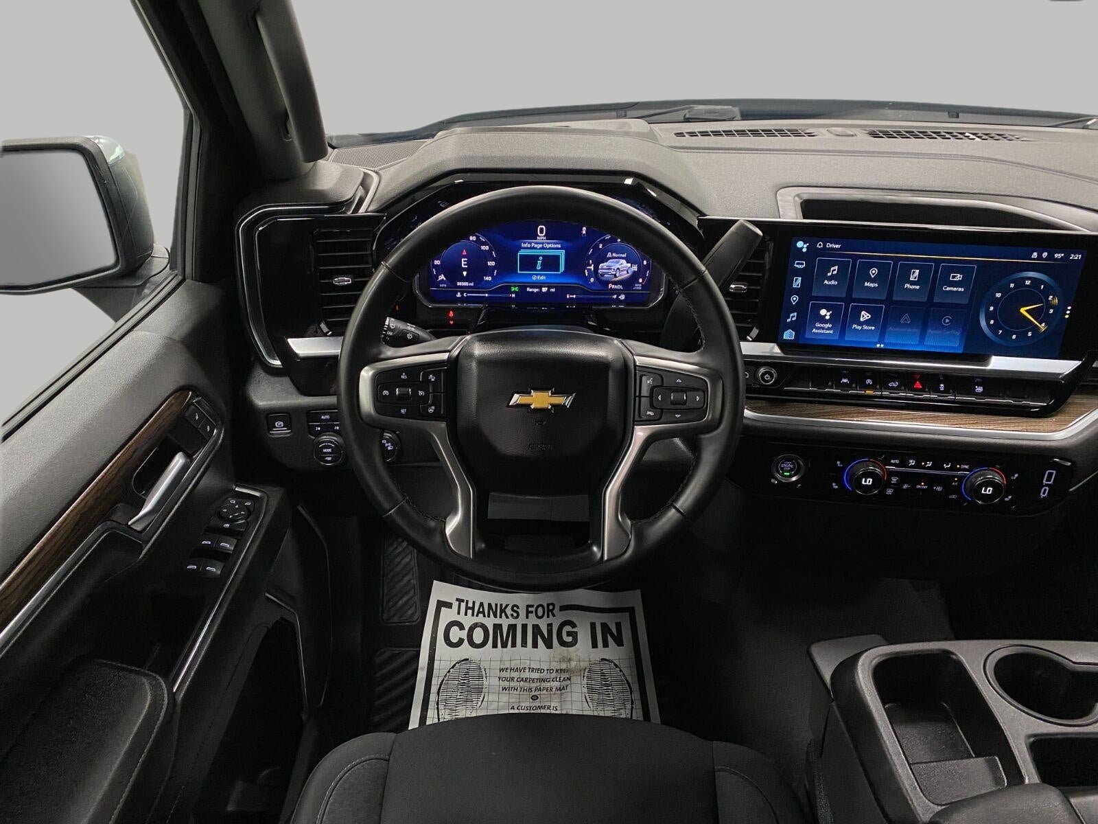 2024 Chevrolet SILVERADO 1500 LT