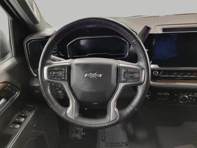 2022 Chevrolet Silverado 1500 4WD Crew Cab 147 RST