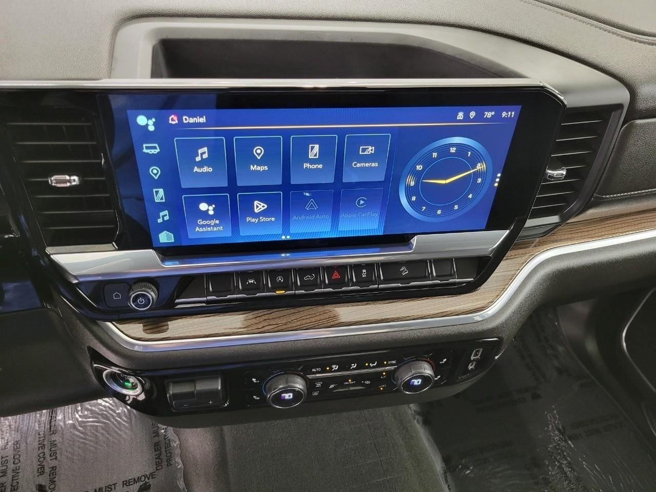 2022 Chevrolet Silverado 1500 4WD Crew Cab 147 RST