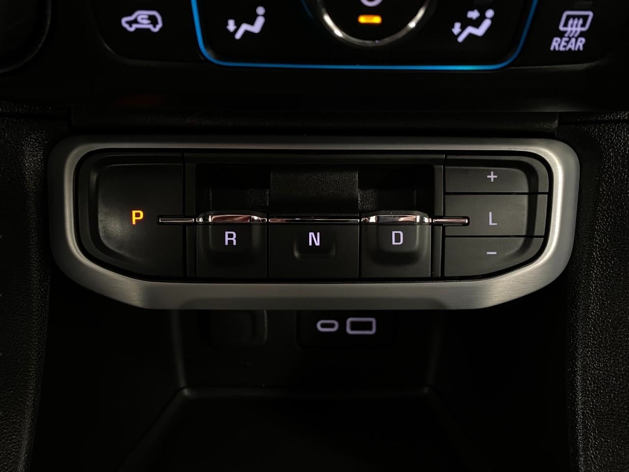 2022 GMC Acadia AWD 4dr SLT