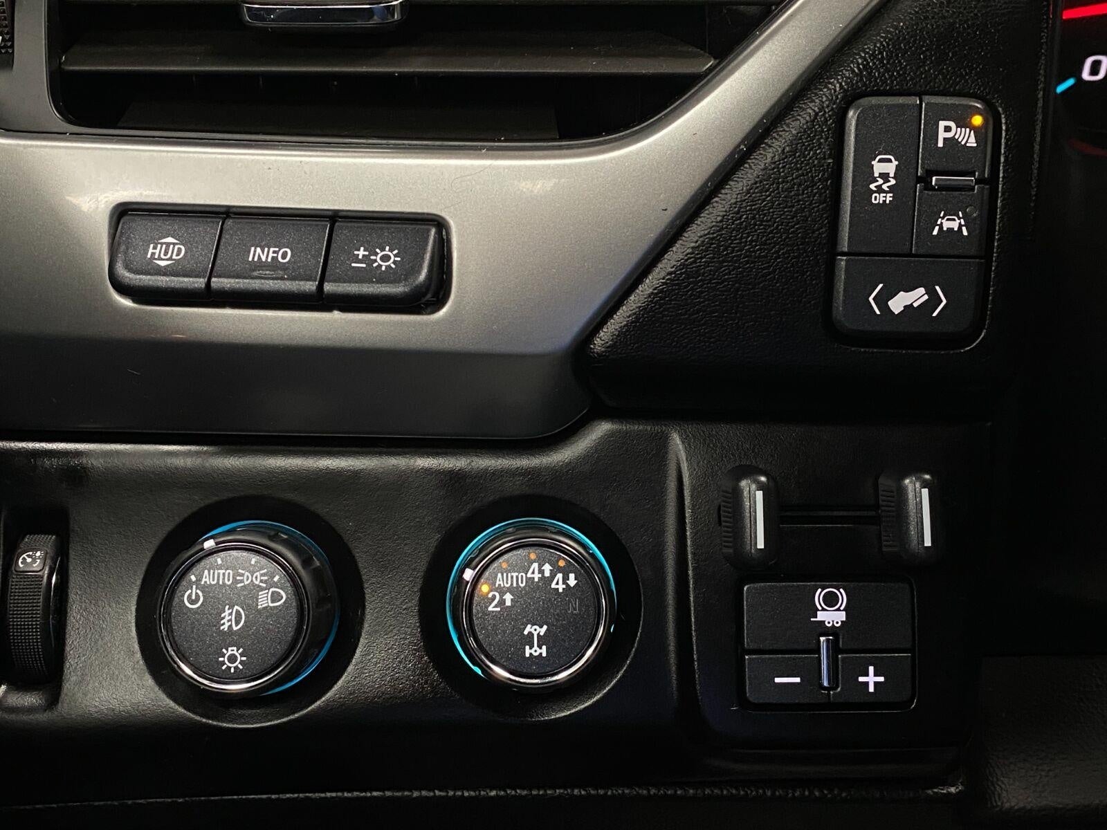 2020 Chevrolet Suburban 4WD 4dr Premier