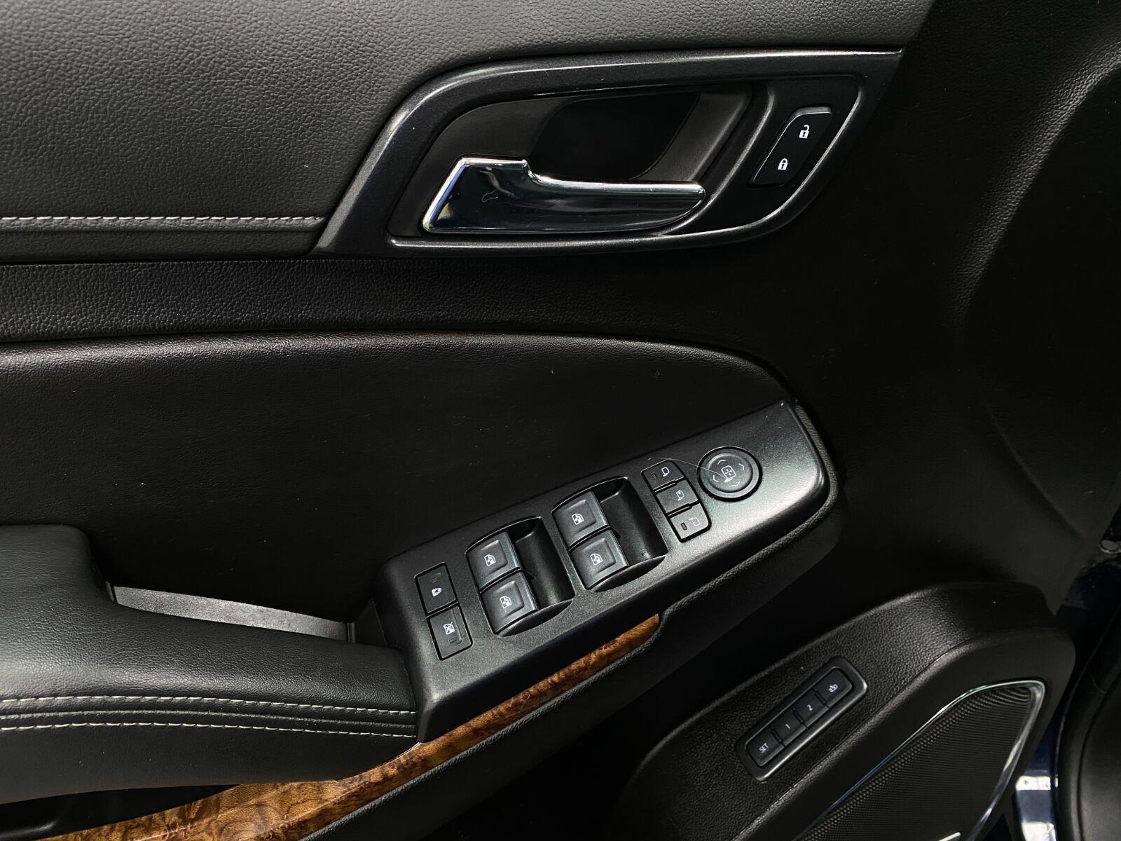 2020 Chevrolet Suburban 4WD 4dr Premier