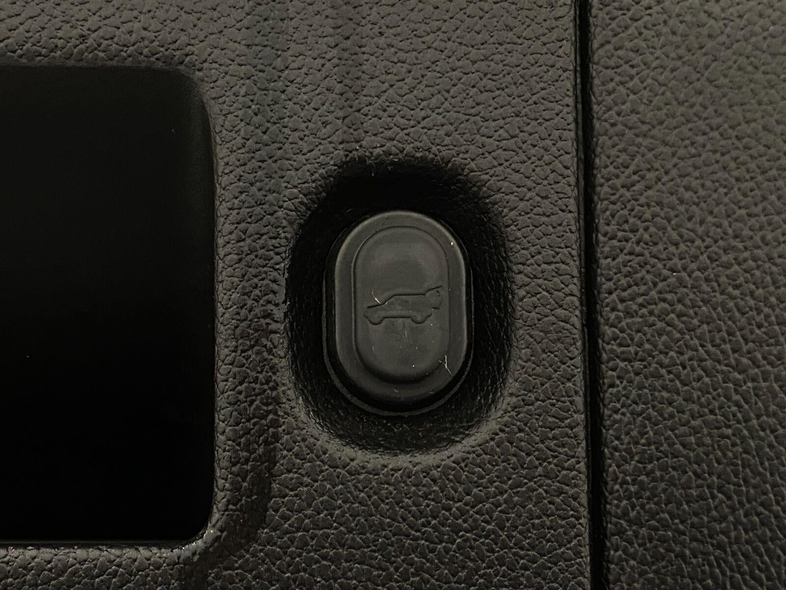 2020 Chevrolet Suburban 4WD 4dr Premier