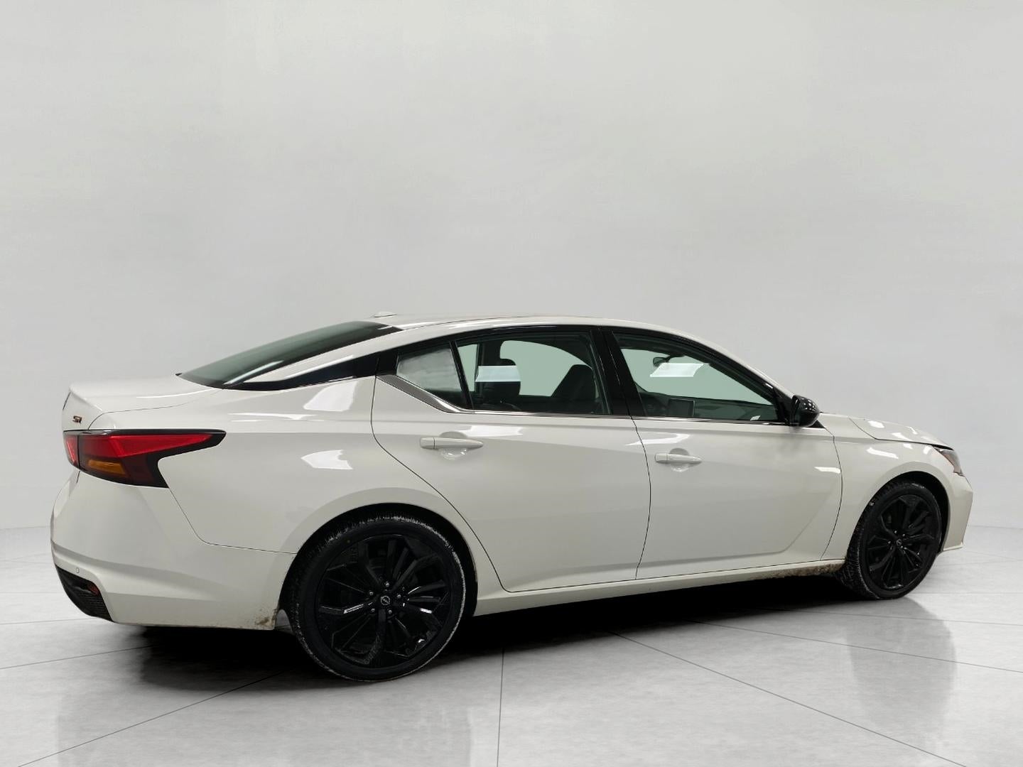 2024 Nissan Altima 2.5 SR Sedan