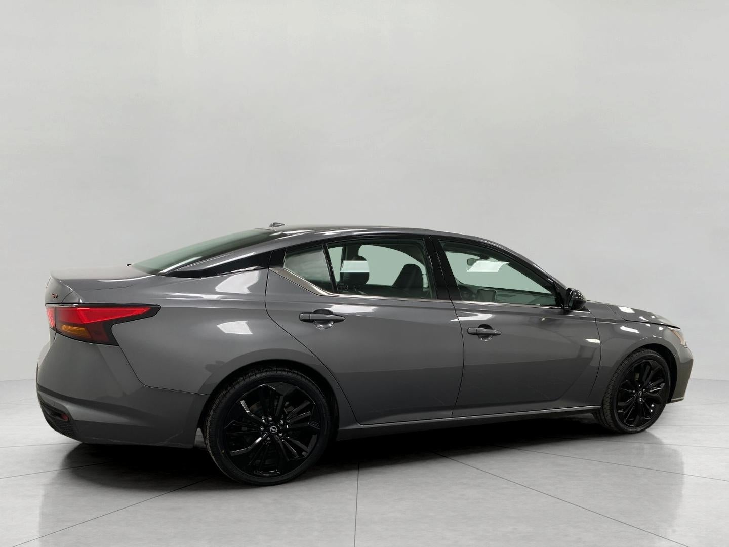 2024 Nissan Altima 2.5 SR Sedan