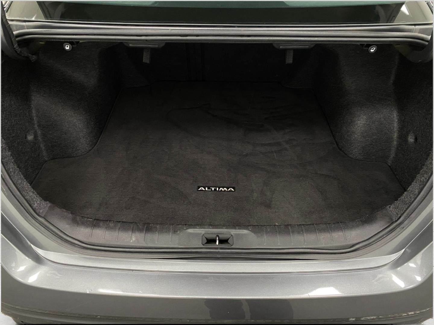 2024 Nissan Altima 2.5 SR Sedan