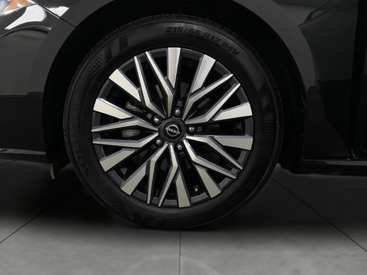 2025 Nissan Altima SV FWD