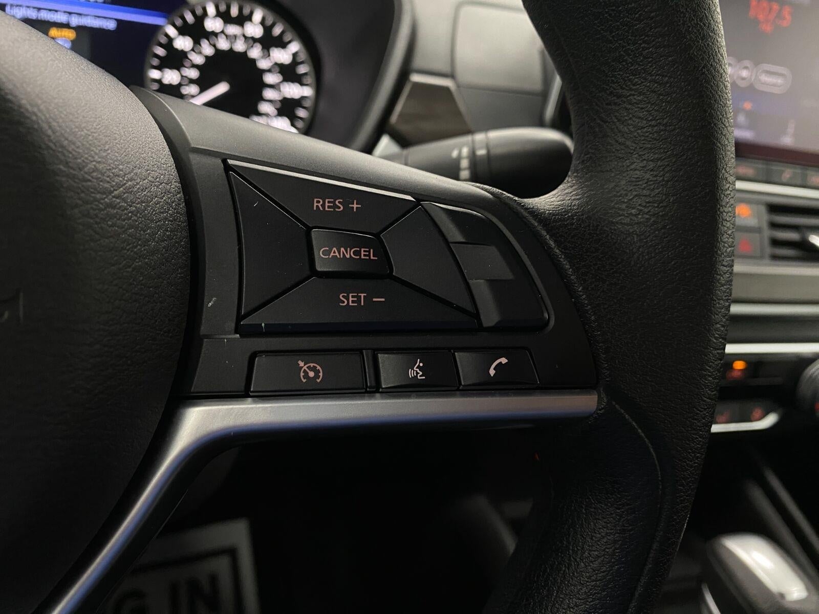 2025 Nissan Altima SV FWD