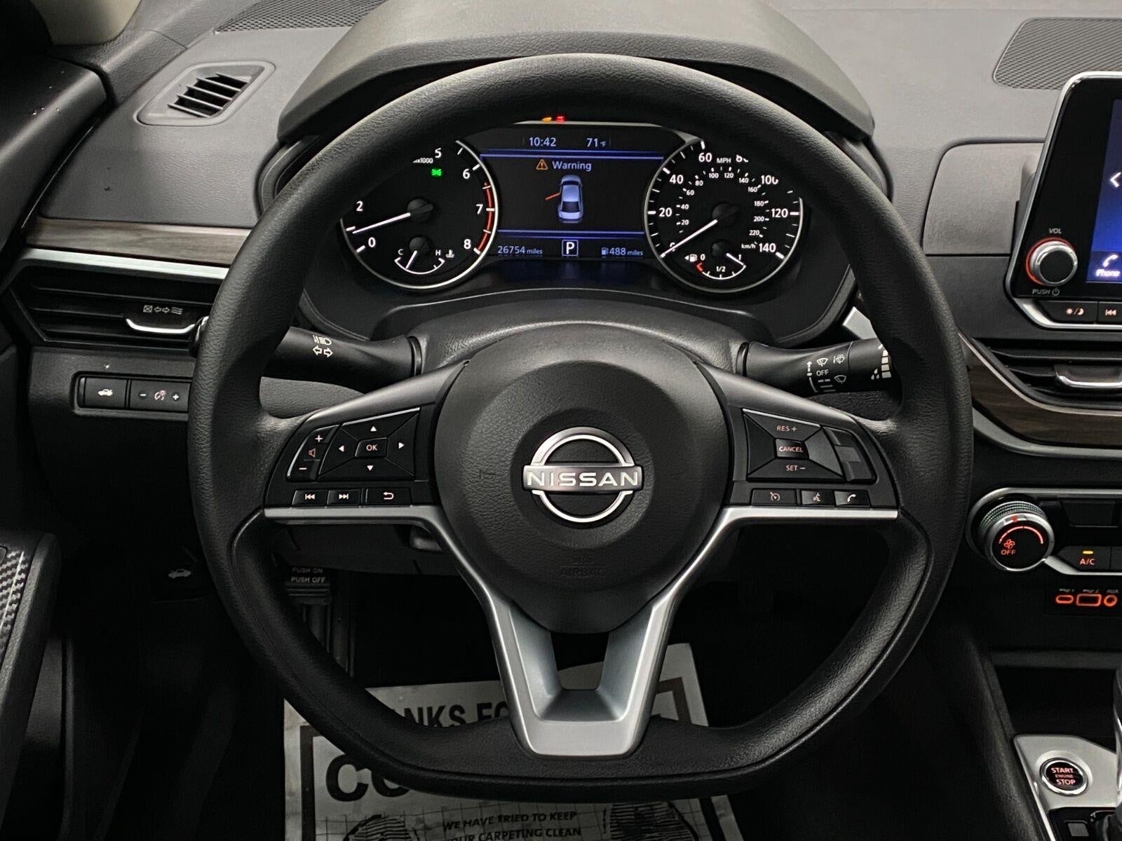 2025 Nissan Altima SV FWD