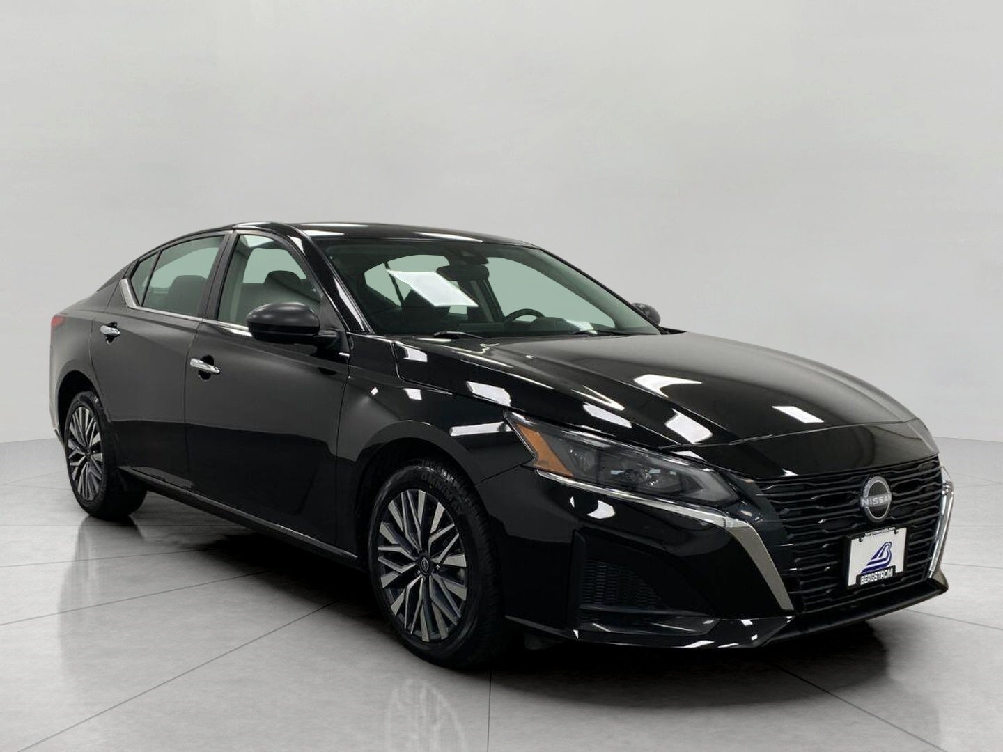 2025 Nissan Altima SV AWD