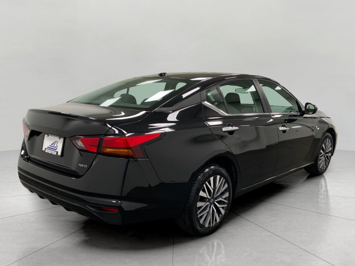 2025 Nissan Altima SV AWD