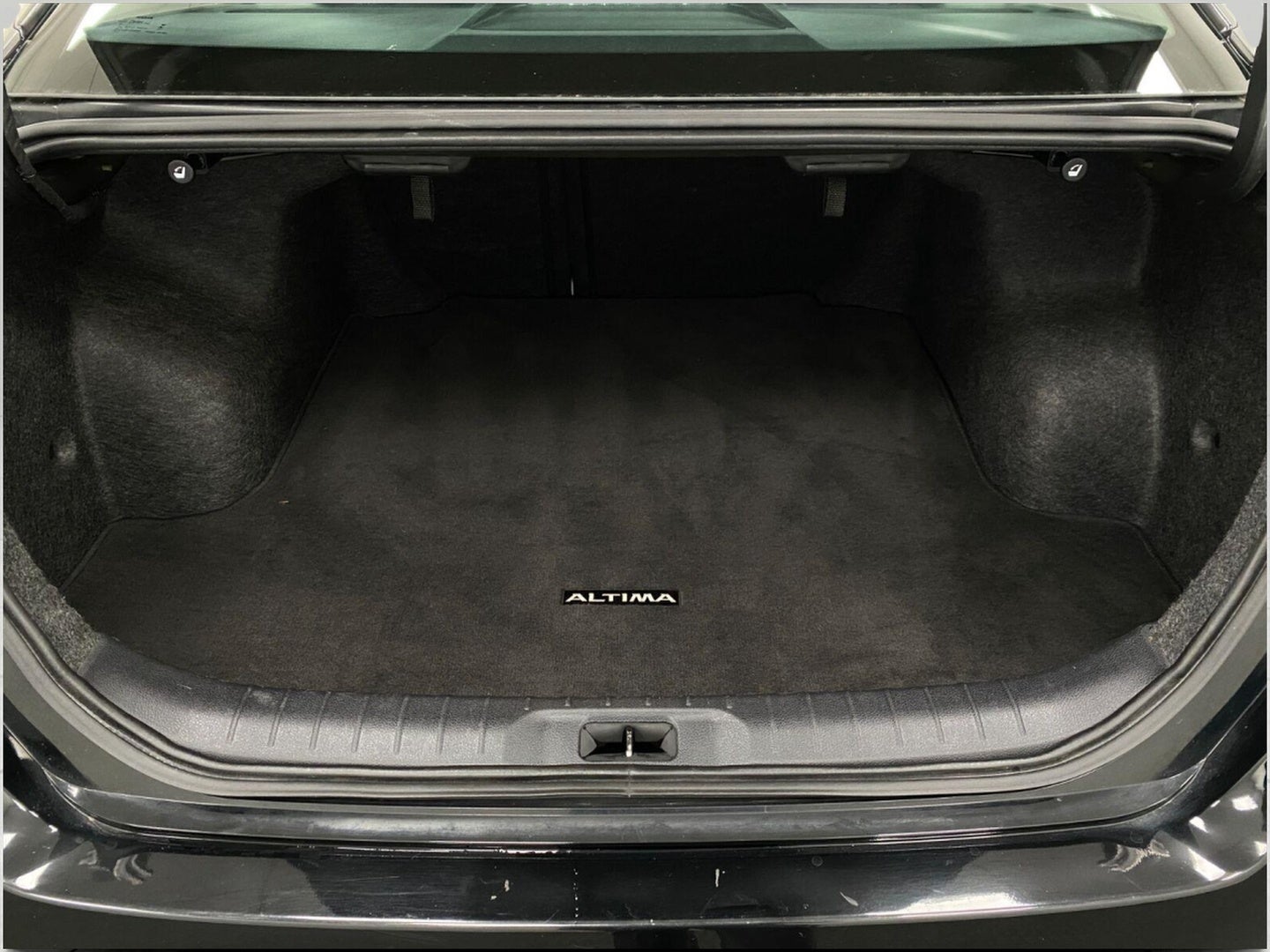 2025 Nissan Altima SV AWD