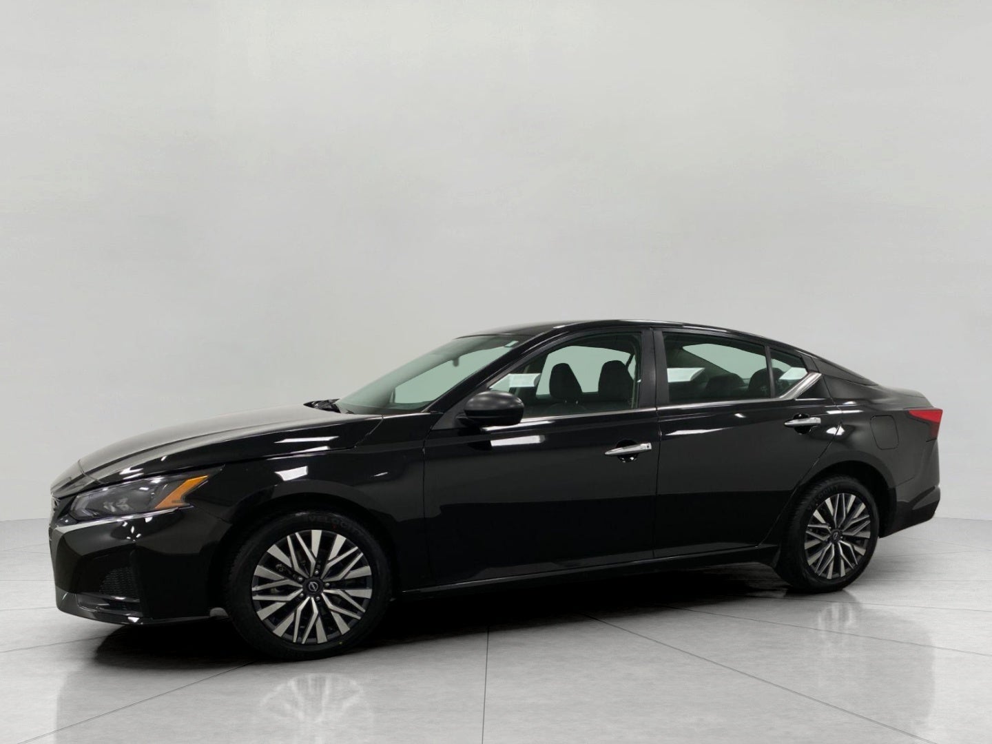 2025 Nissan Altima SV AWD