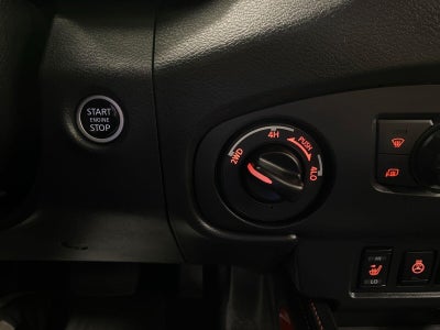 2023 Nissan Frontier Crew Cab 4x4 PRO-4X Auto