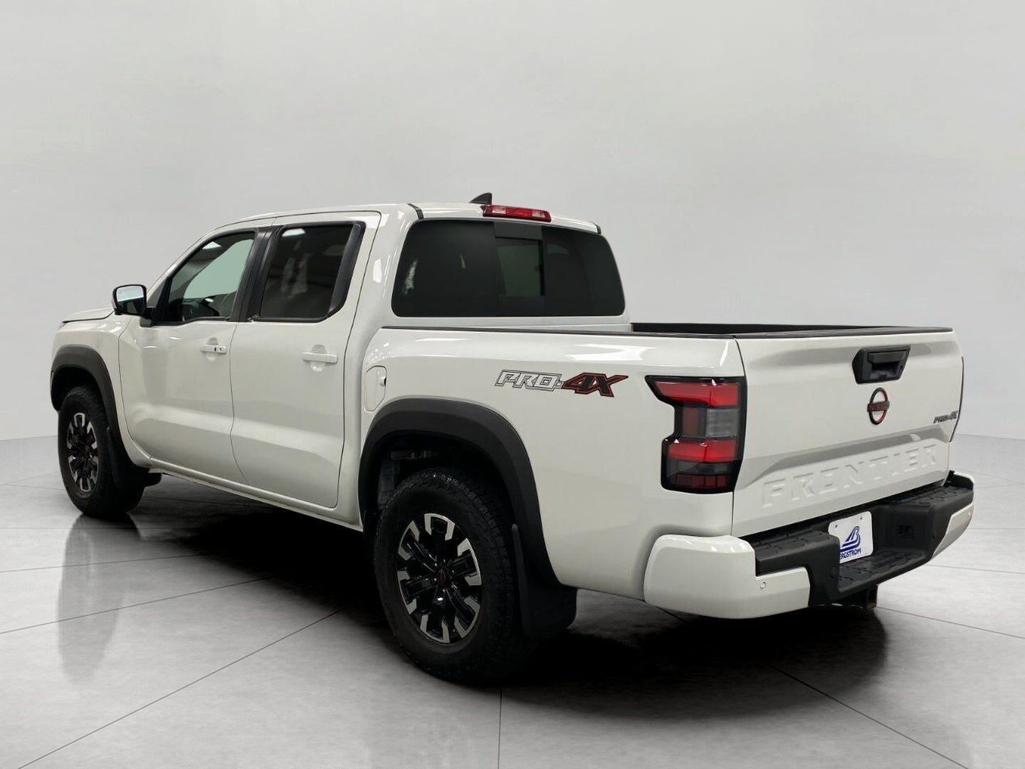 2023 Nissan Frontier Crew Cab 4x4 PRO-4X Auto