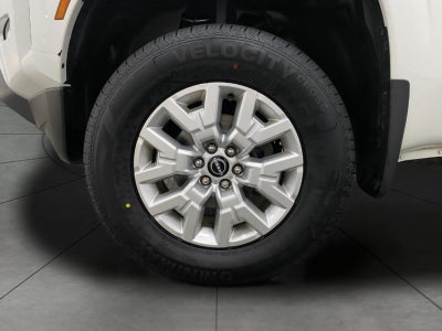 2023 Nissan Frontier Crew Cab 4x4 SV Auto