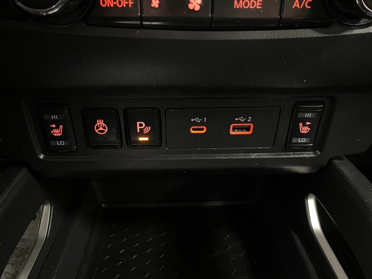 2023 Nissan Frontier Crew Cab 4x4 SV Auto