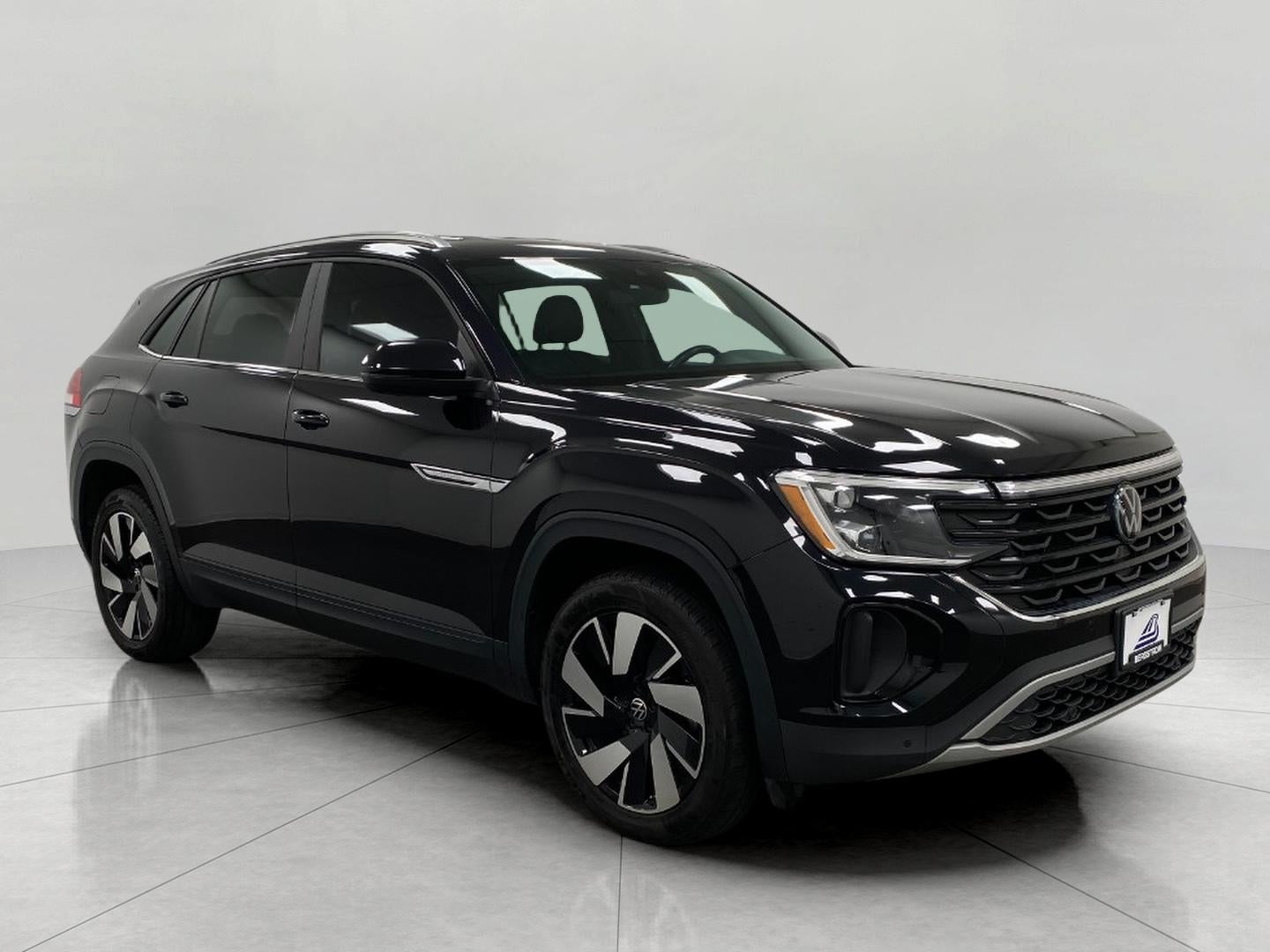 2024 Volkswagen Atlas Cross Sport 2.0T SE w/Tech 4MOTION's photo