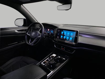 2024 Volkswagen Atlas Cross Sport 2.0T SE w/Technology 4MOTION