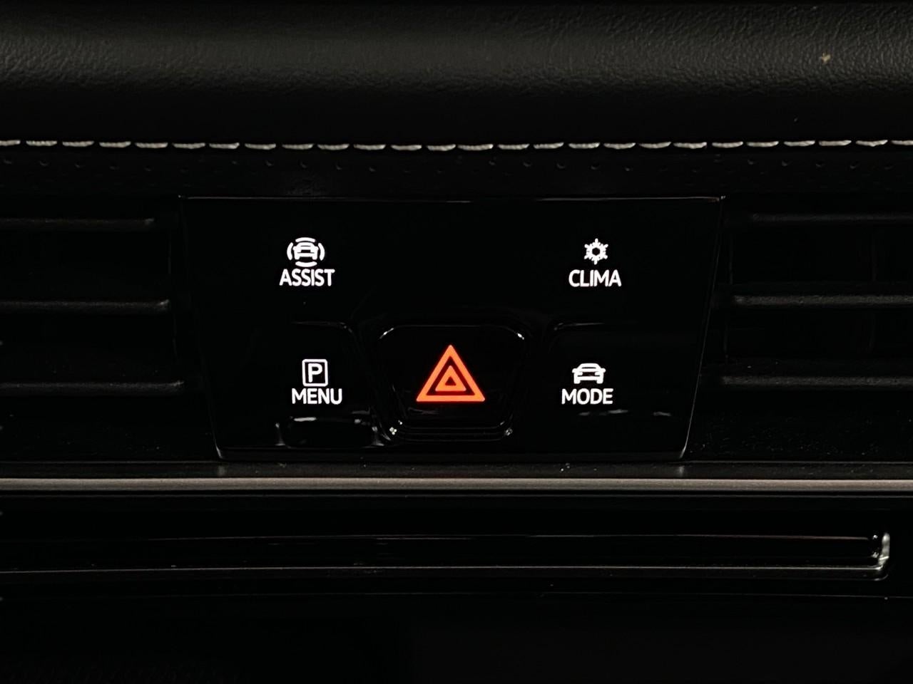 2024 Volkswagen Atlas 2.0T SE w/Technology 4MOTION