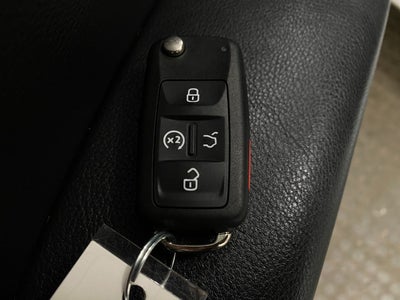 2017 Volkswagen Passat 1.8T SEL Premium Auto