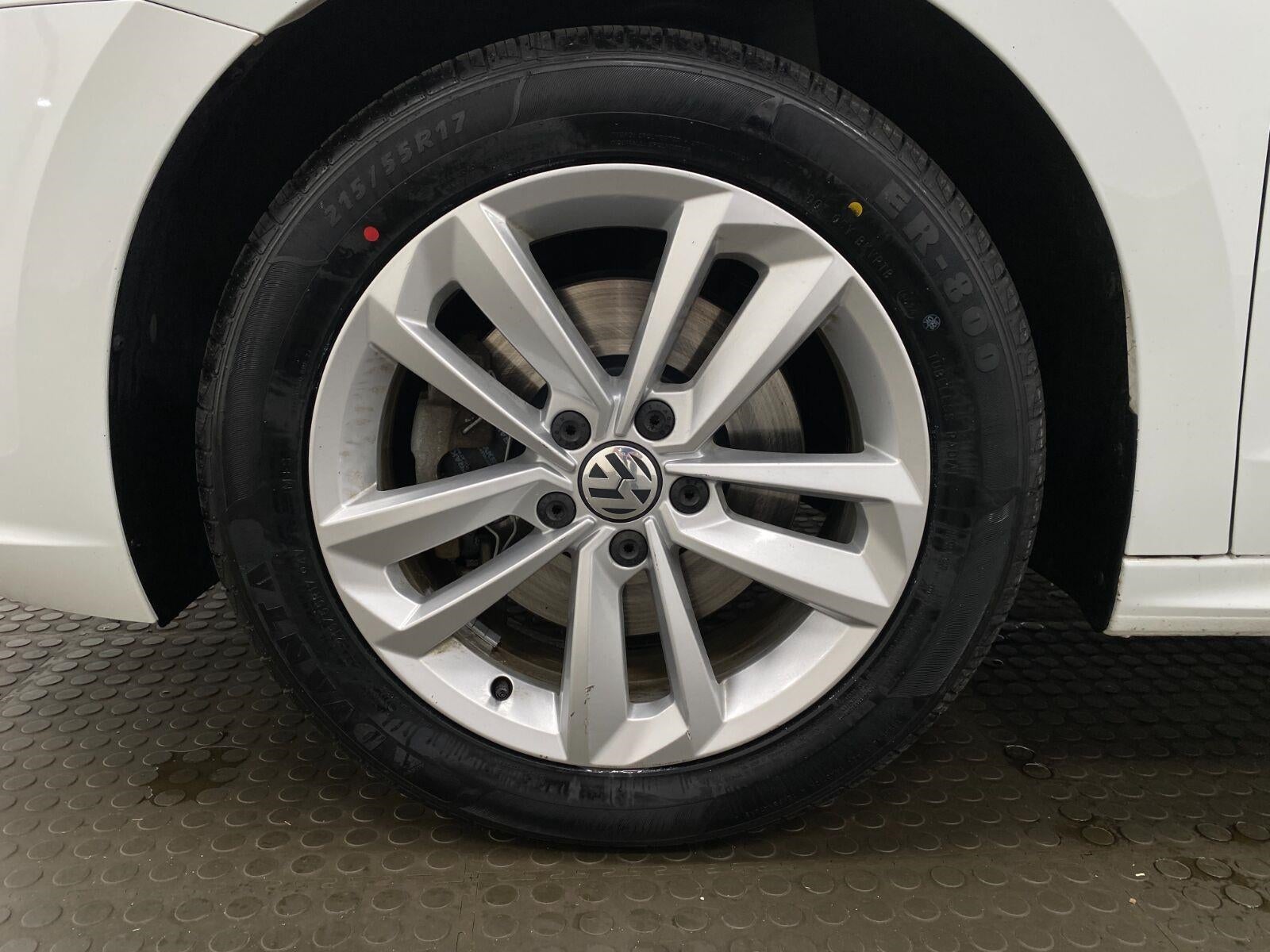 2020 Volkswagen Passat 2.0T SE Auto