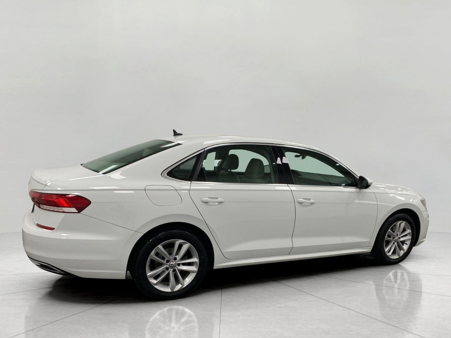 2020 Volkswagen Passat 2.0T SE Auto