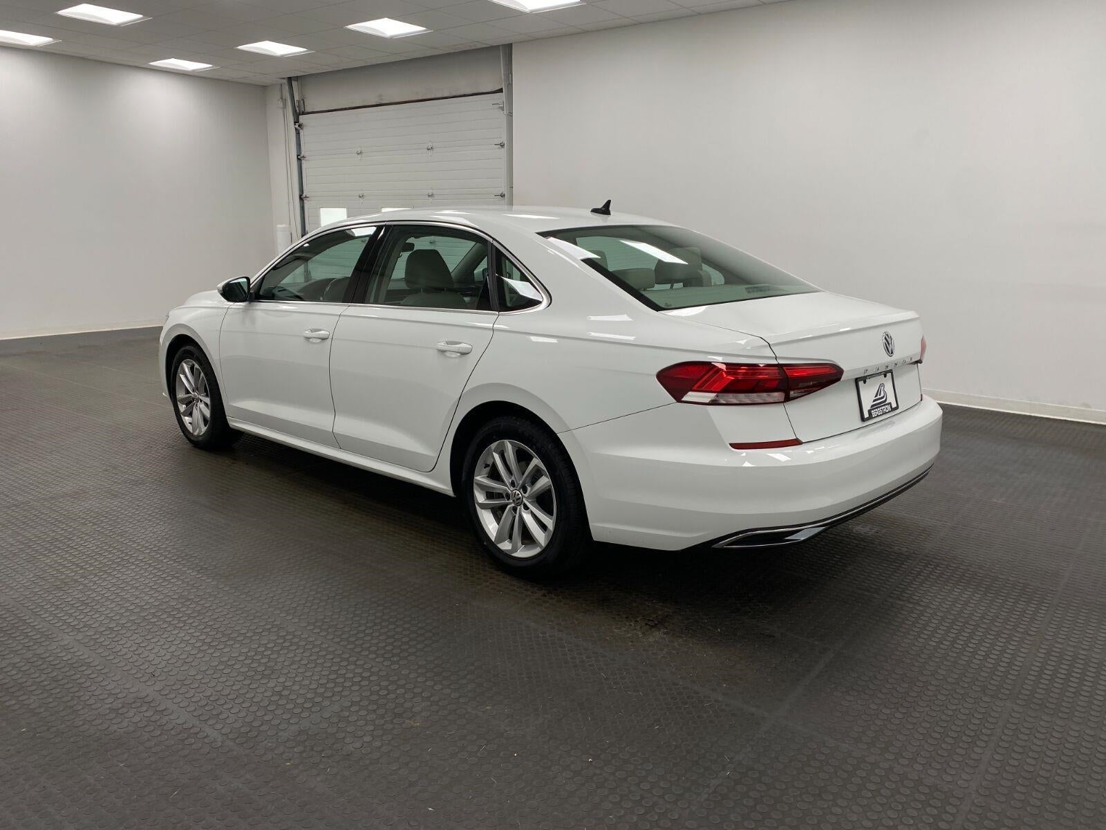 2020 Volkswagen Passat 2.0T SE Auto