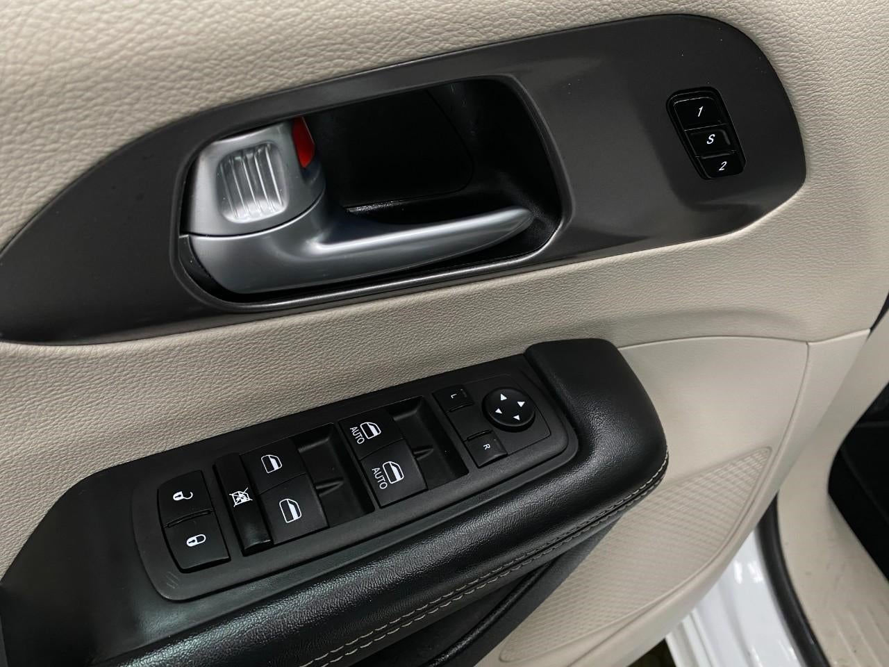 2024 Chrysler Pacifica Touring L FWD