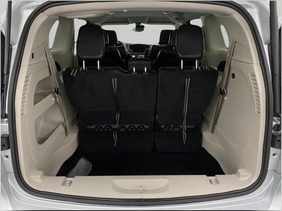 2024 Chrysler Pacifica Touring L FWD