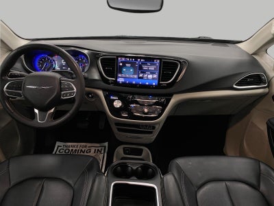 2024 Chrysler Pacifica Touring L FWD