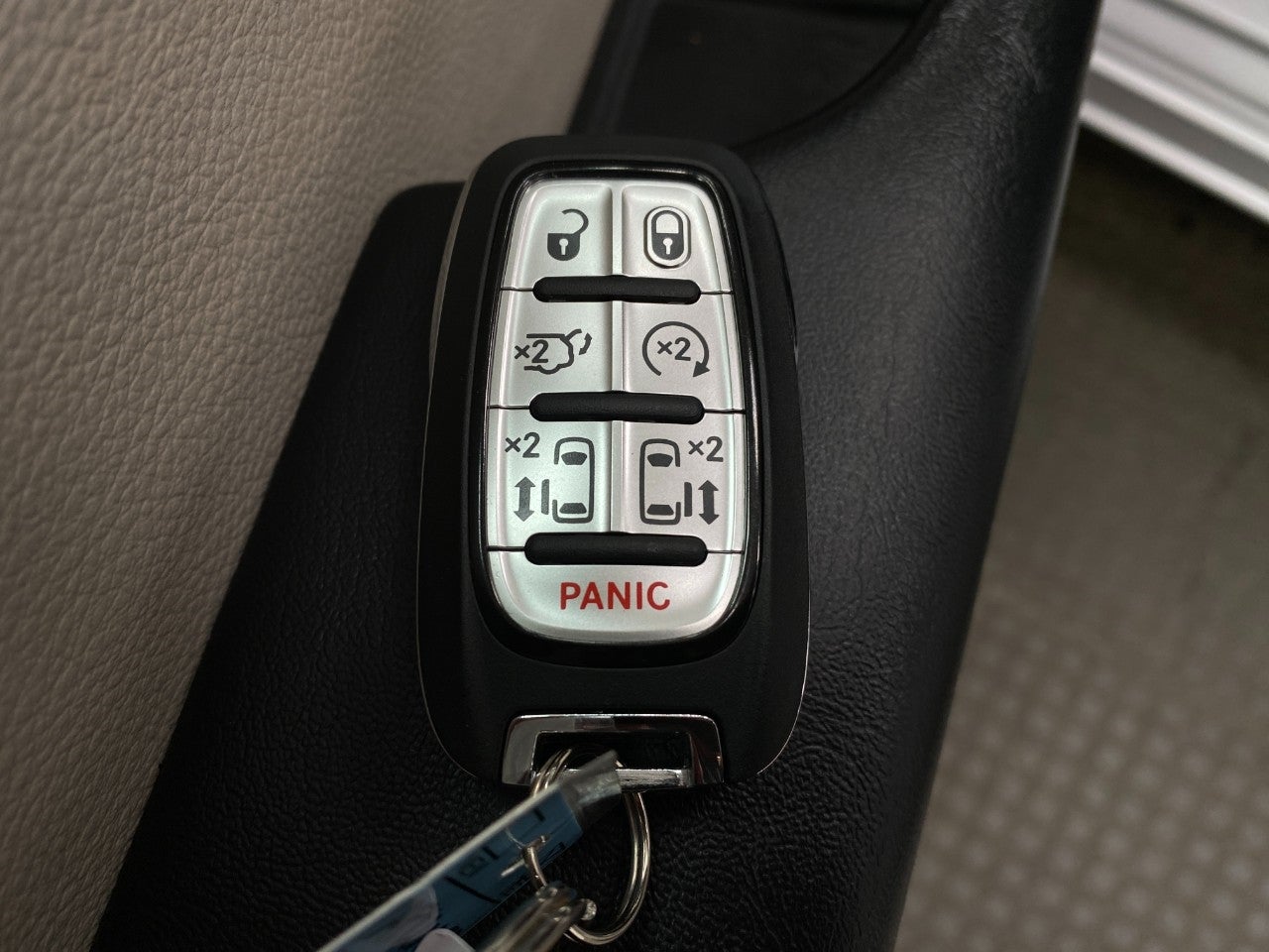 2024 Chrysler Pacifica Touring L FWD