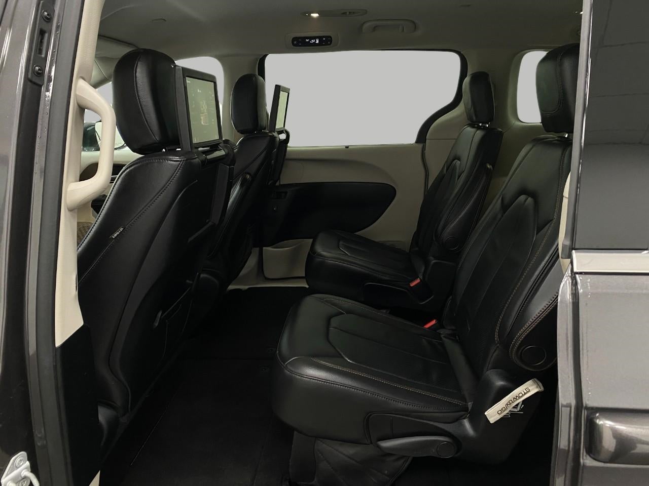 2017 Chrysler Pacifica Touring-L Plus FWD