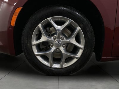 2017 Chrysler Pacifica Limited FWD